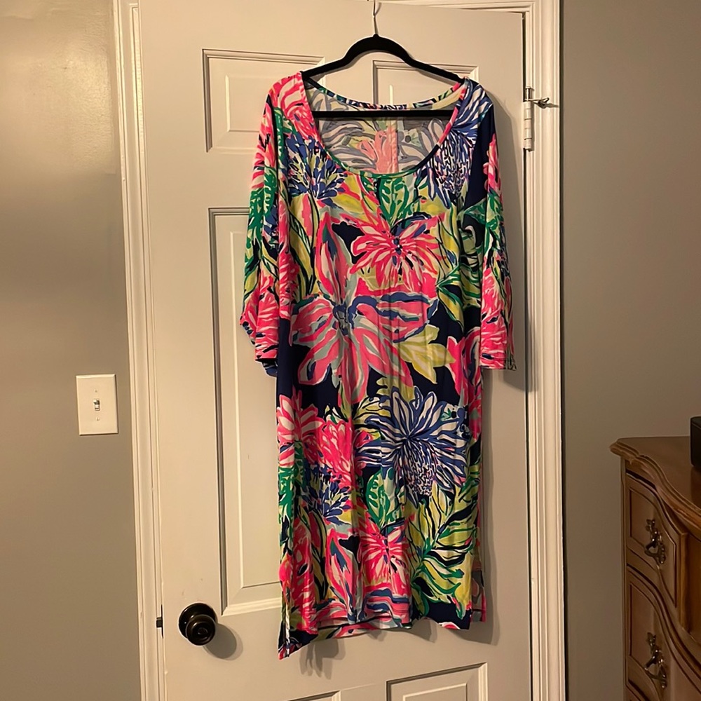 Lilly Pulitzer mid-length floral dress with bracelet sleeves XL